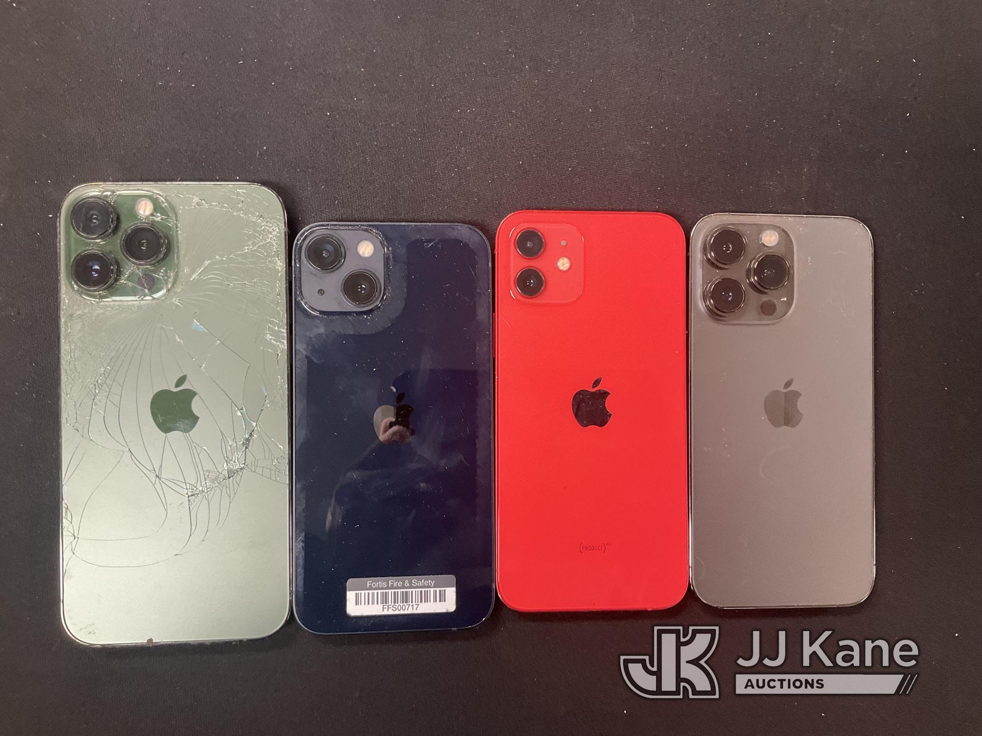 (Jurupa Valley, CA) 15 Apple iPhones Used