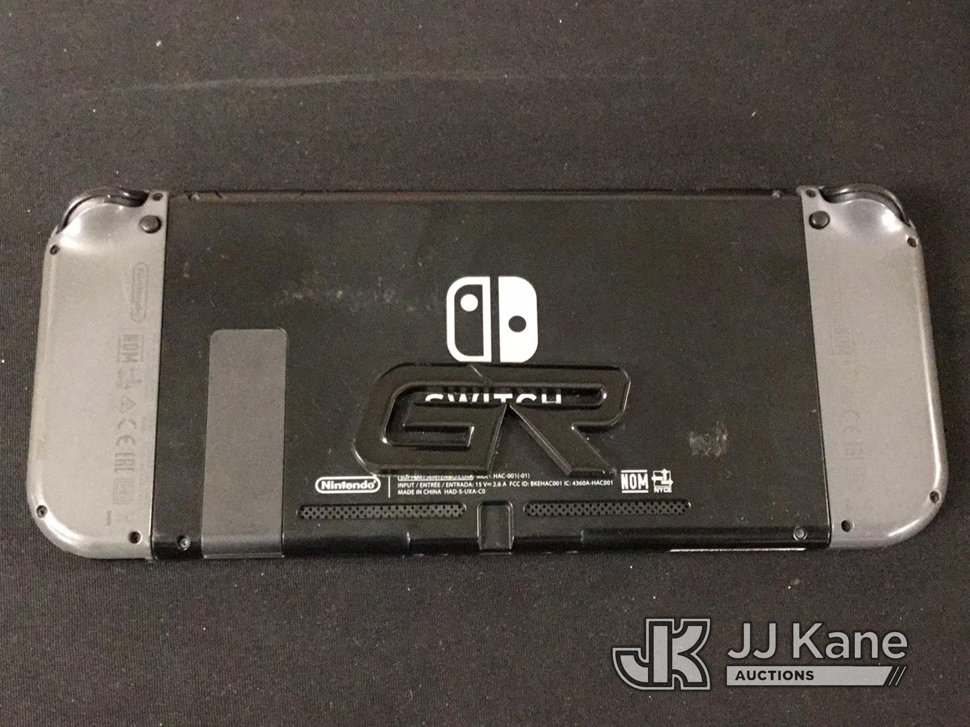 (Jurupa Valley, CA) Nintendo switch | no charger (Used ) NOTE: This unit is being sold AS IS/WHERE I