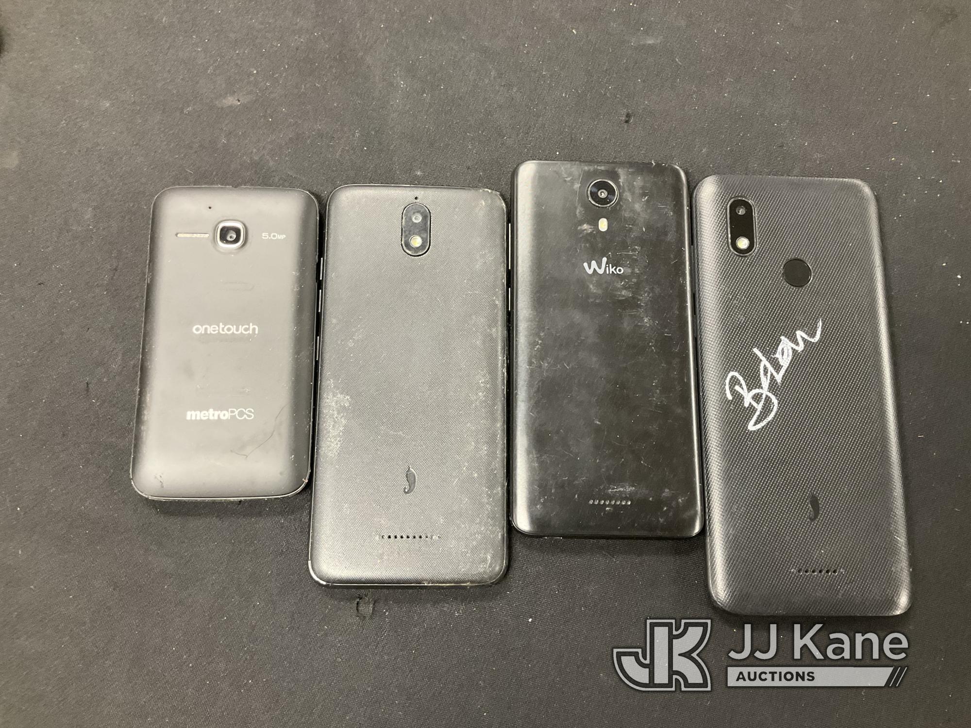 (Jurupa Valley, CA) 26 Smartphones Used