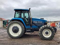 1999 NEW HOLLAND 8970 FARM TRACTOR