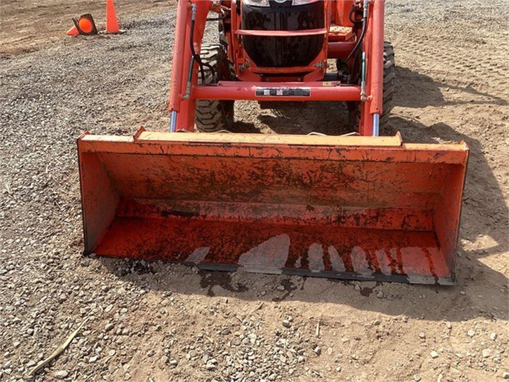 2018 KUBOTA L3901HST COMPACT TRACTOR