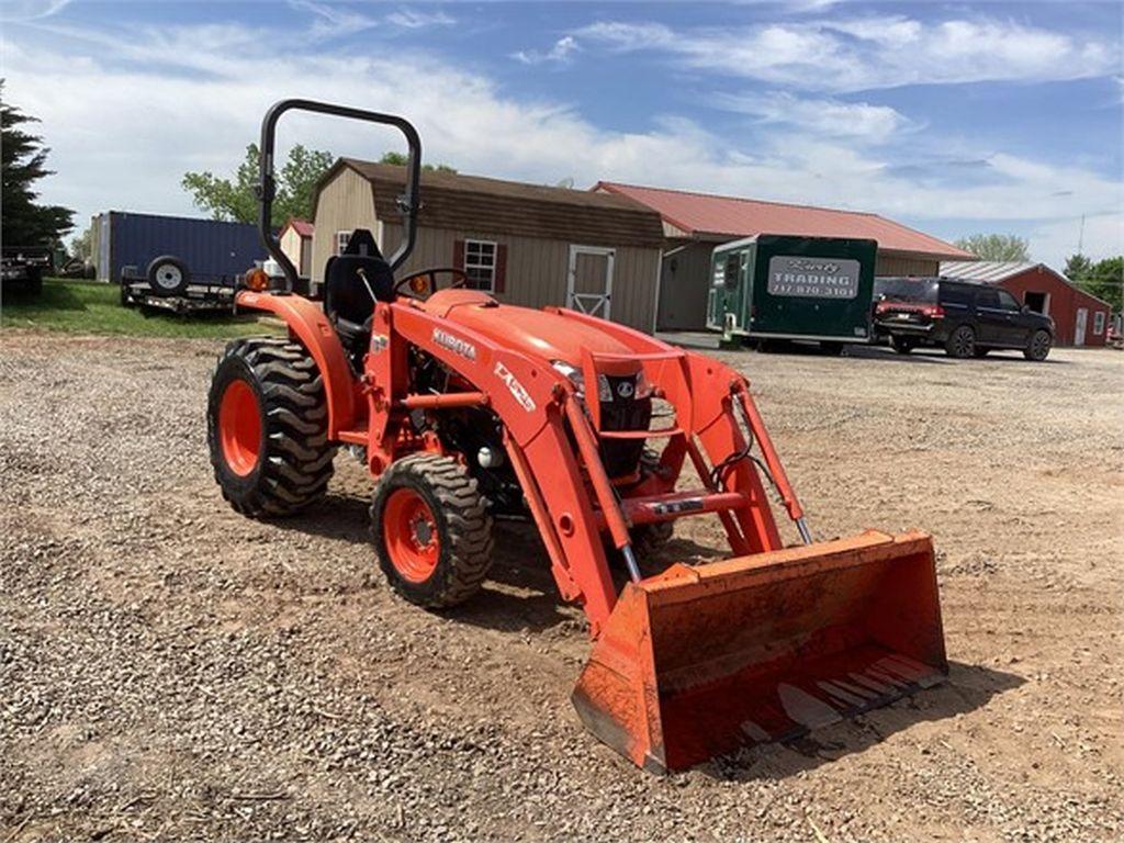 2018 KUBOTA L3901HST COMPACT TRACTOR