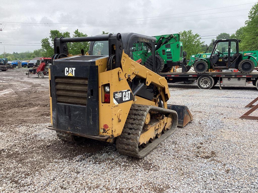 2015 CATERPILLAR 259D SKID STEER LOADER