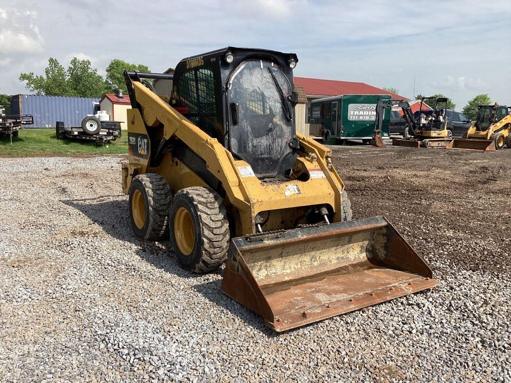 2019 CATERPILLAR 262D SKID STEER LOADER