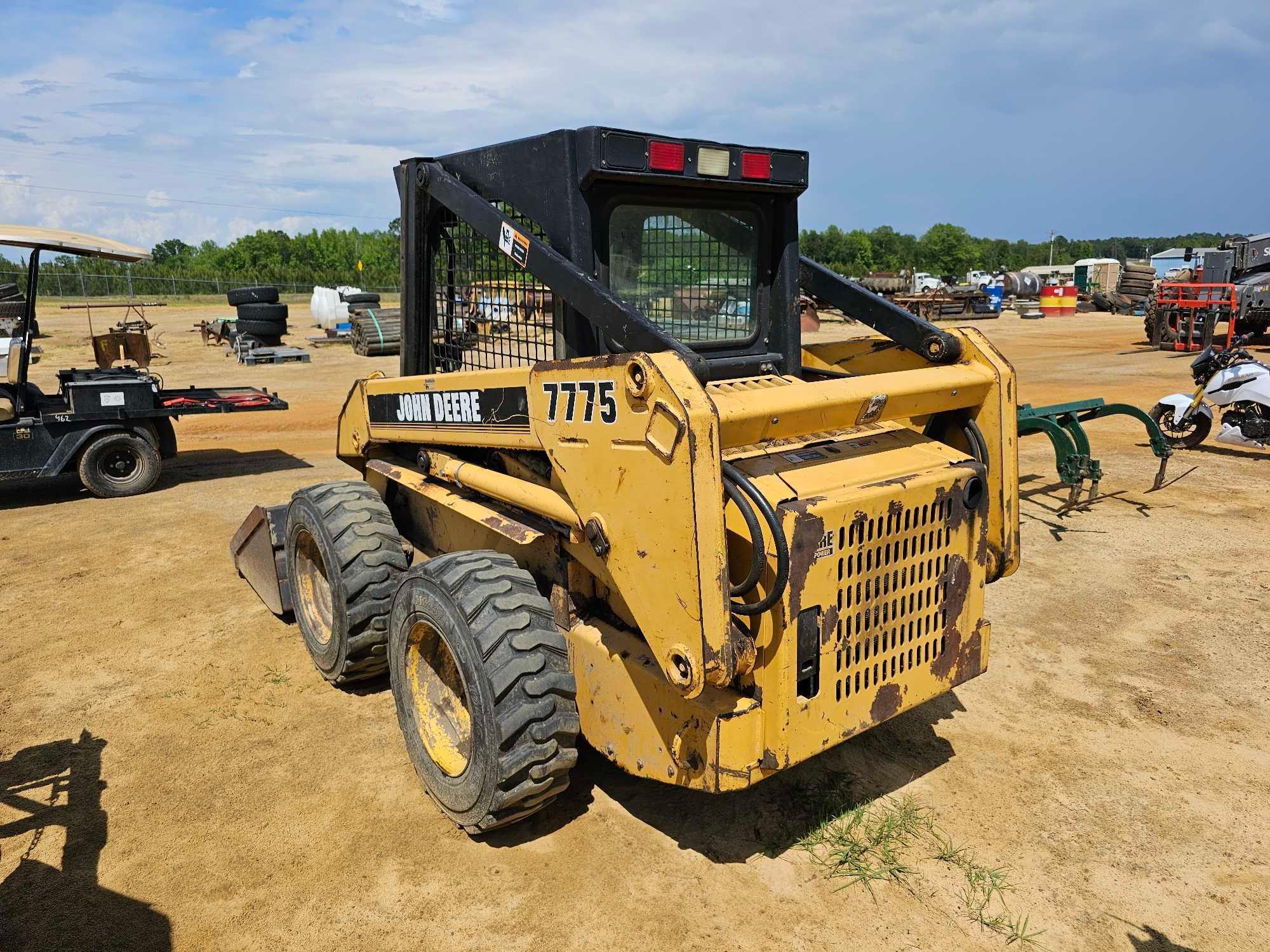 188 - JOHN DEERE 7775 SKID STEER