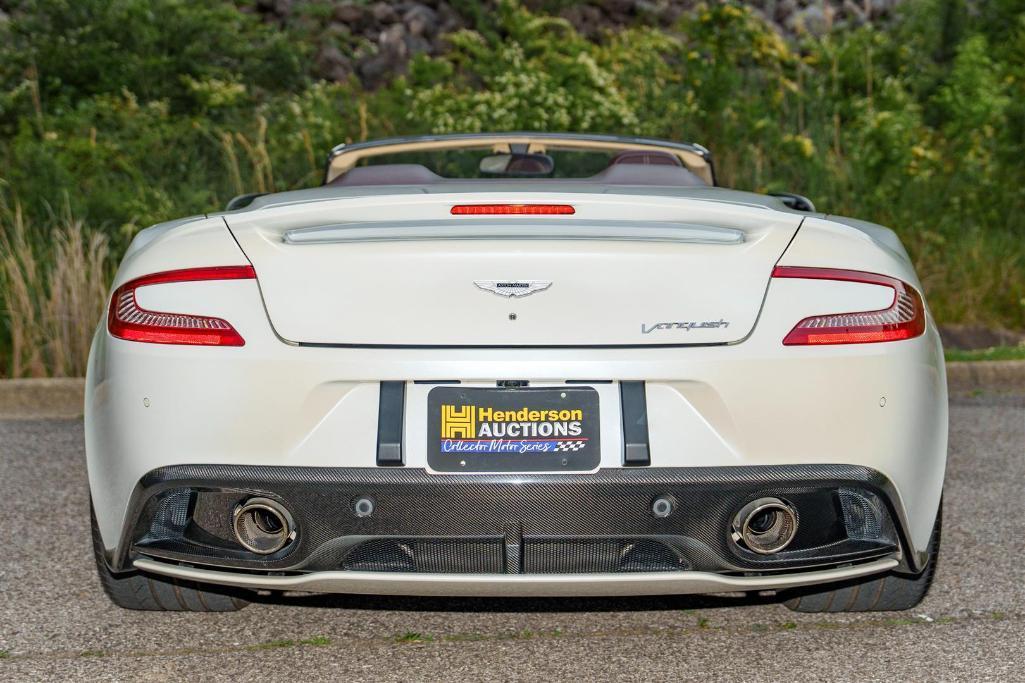 2016 ASTON MARTIN VANQUISH VOLANTE CARBON