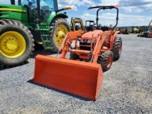 Kubota L2501 Compact Loader Tractor 'Ride & Drive'