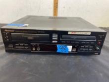 Pioneer compact disc recorder 3 compact disc multi changer