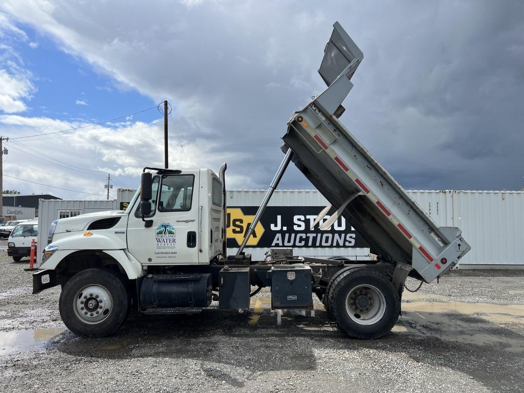 2009 International 7500 S/A Dump Truck