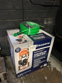 NIB Husqvarna 3200 Max PSI Pressure Washer