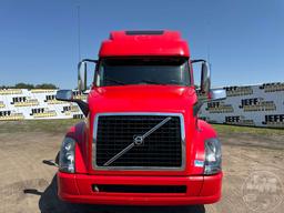 2017 VOLVO TRUCK VNL 780 TANDEM AXLE TRUCK TRACTOR VIN: 4V4NC9EH8HN976692