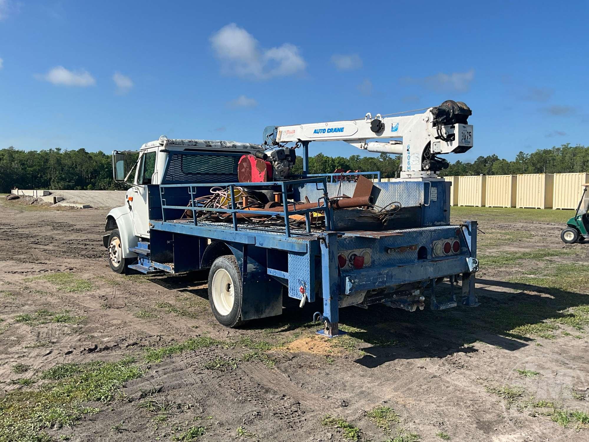 2002 INTERNATIONAL 4700 S/A MECHANICS TRUCK VIN: 1HTSCABK02H407697