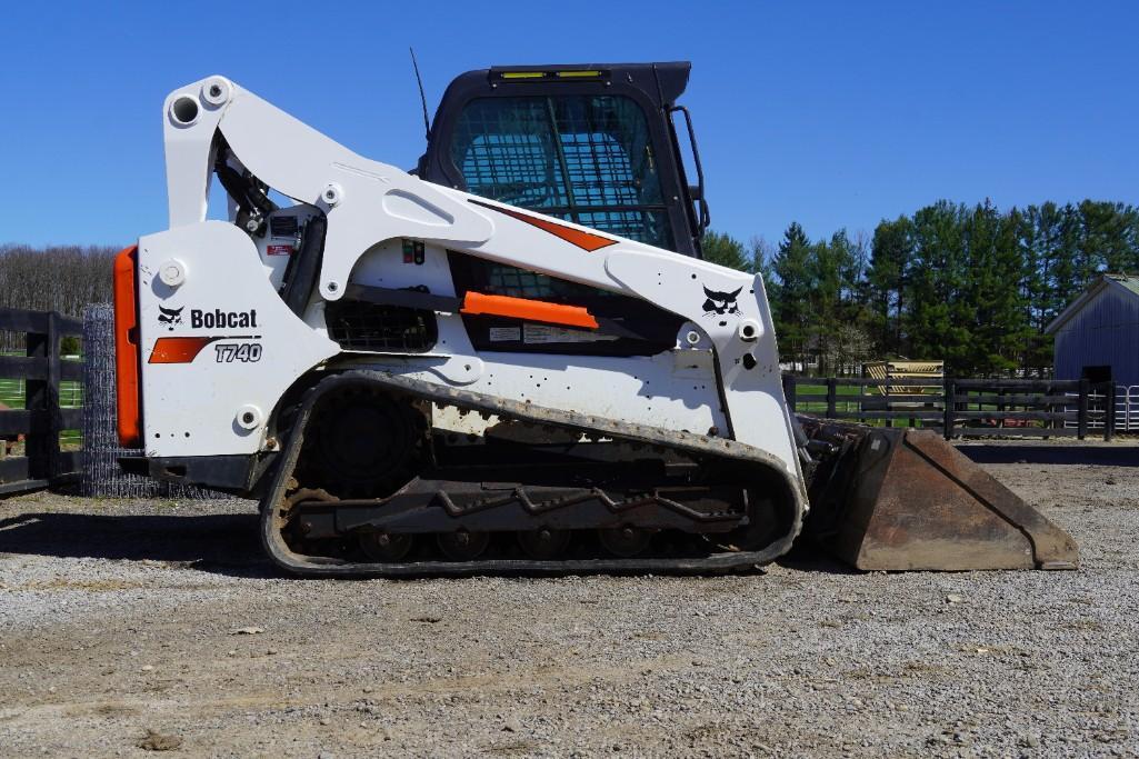 2018 Bobcat T740 Skid Steer