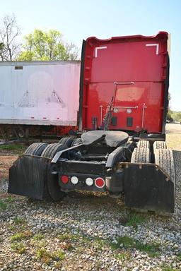 2016 Kenworth T680 Semi Truck