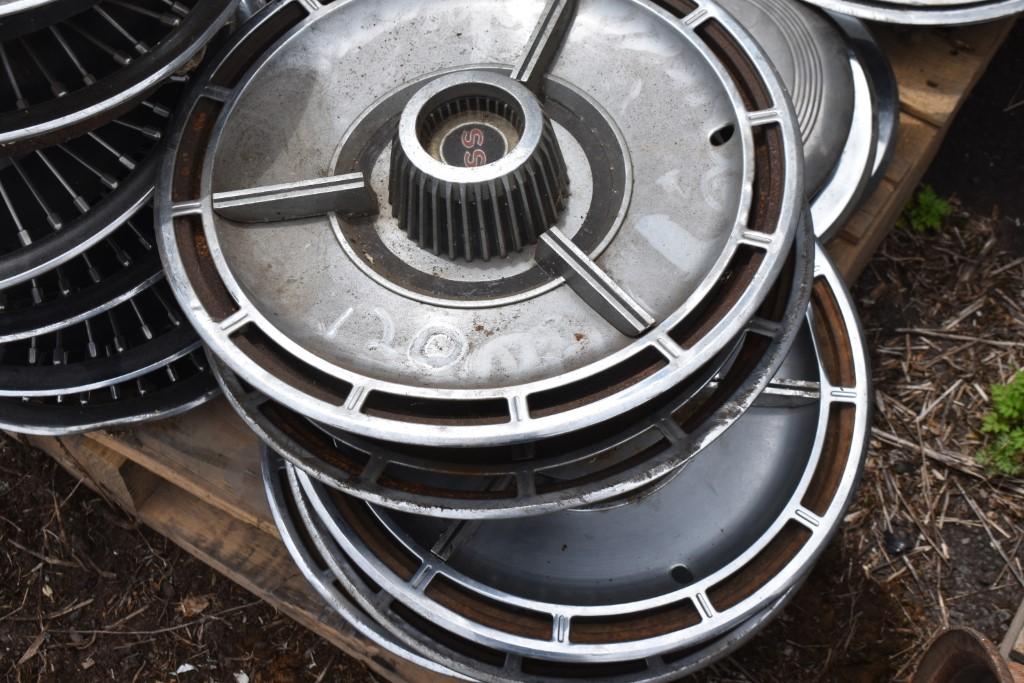 Pallet of Wheel Covers and Hub Caps