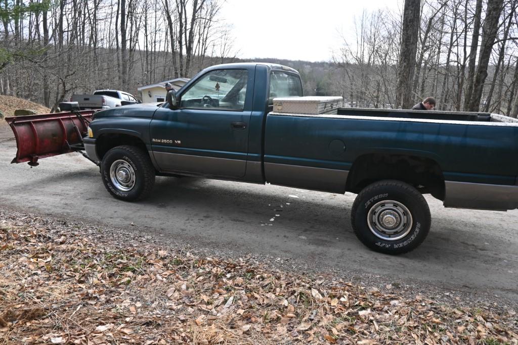 1995 Dodge Ram 2500 Plow Truck