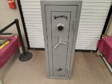 WINCHESTER TS-9 10 GUN SAFE