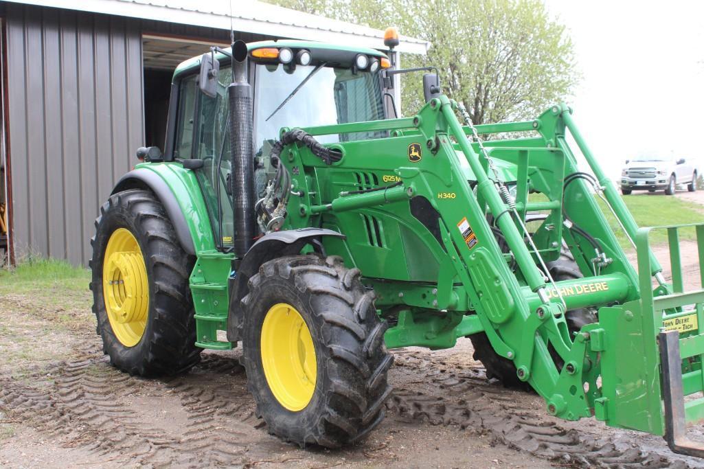 JD6125M MFWD Tractor w/Cab & 4340 Self Leveling Loader, 8 Ft. Euro Mt. Bucket & 5 Tooth Grapple