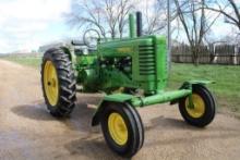 JD A Tractor