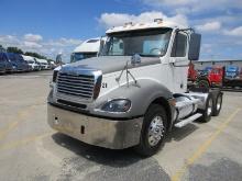 2004 FREIGHTLINER COLUMBIA T/A DAYCAB