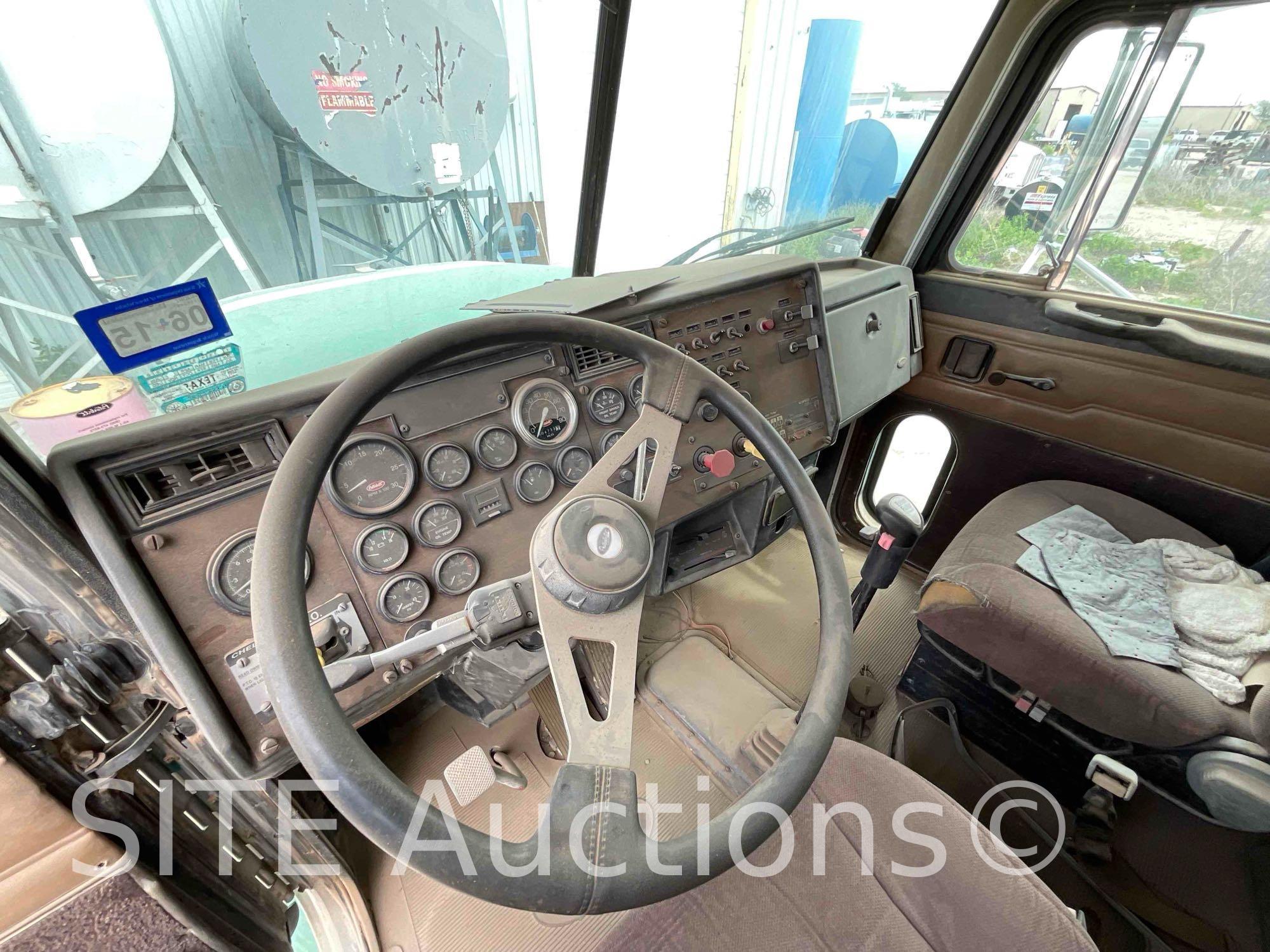 1994 Peterbilt 375 T/A Fuel Truck