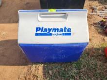 igloo playmate ice chest