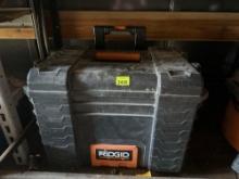 Rigid tool box on wheels ST