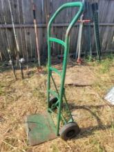 2 wheel dolly with plastic tires and large base F