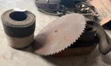 2 flat belts, saw blade, belt pulley