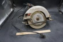 Skilsaw 2.3 Horsepower Model 5150 - 7 //4 Circular Saw (Damaged Cord)