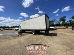 2017 Freightliner M2106 26FT BOX TRUCK