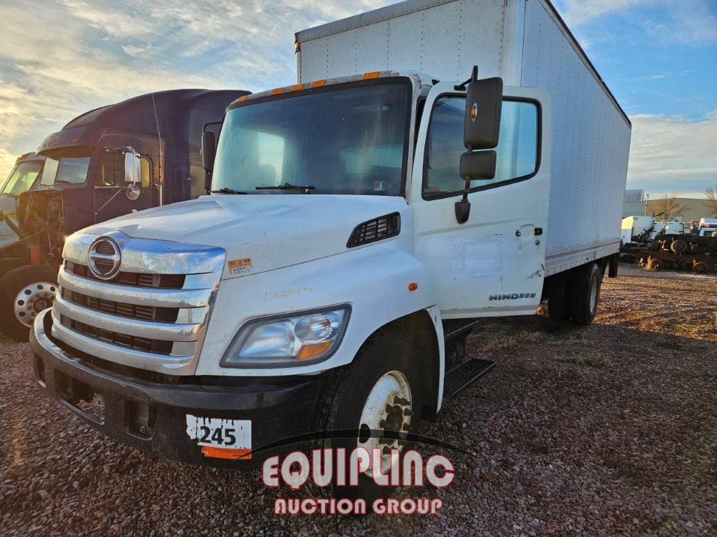 2013 HINO 268 24FT BOX TRUCK