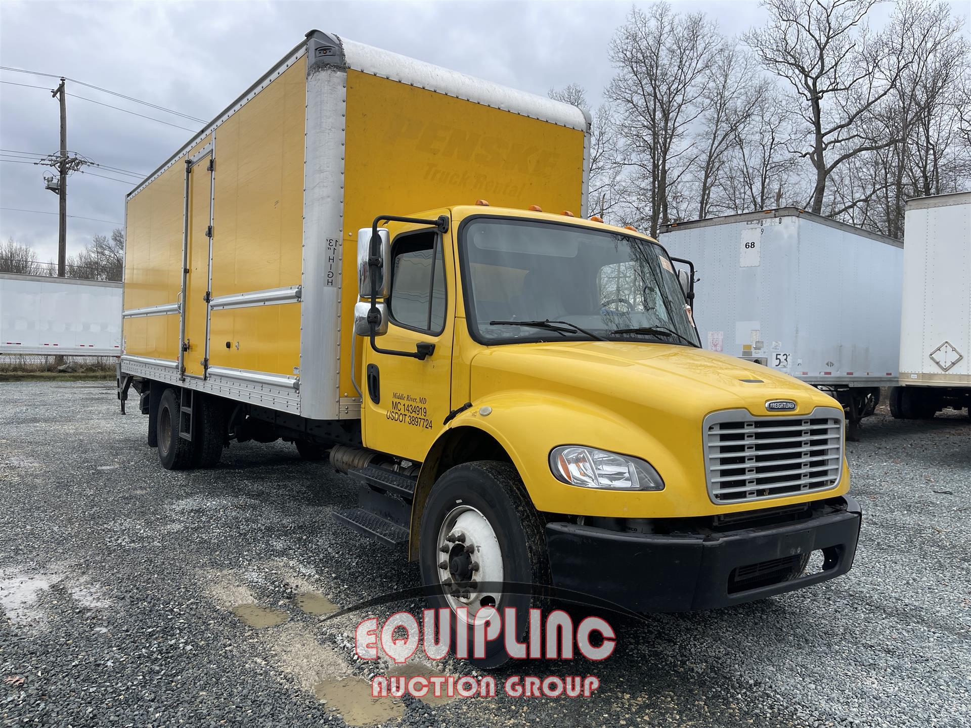 2017 Freightliner M2 106 BOX TRUCK