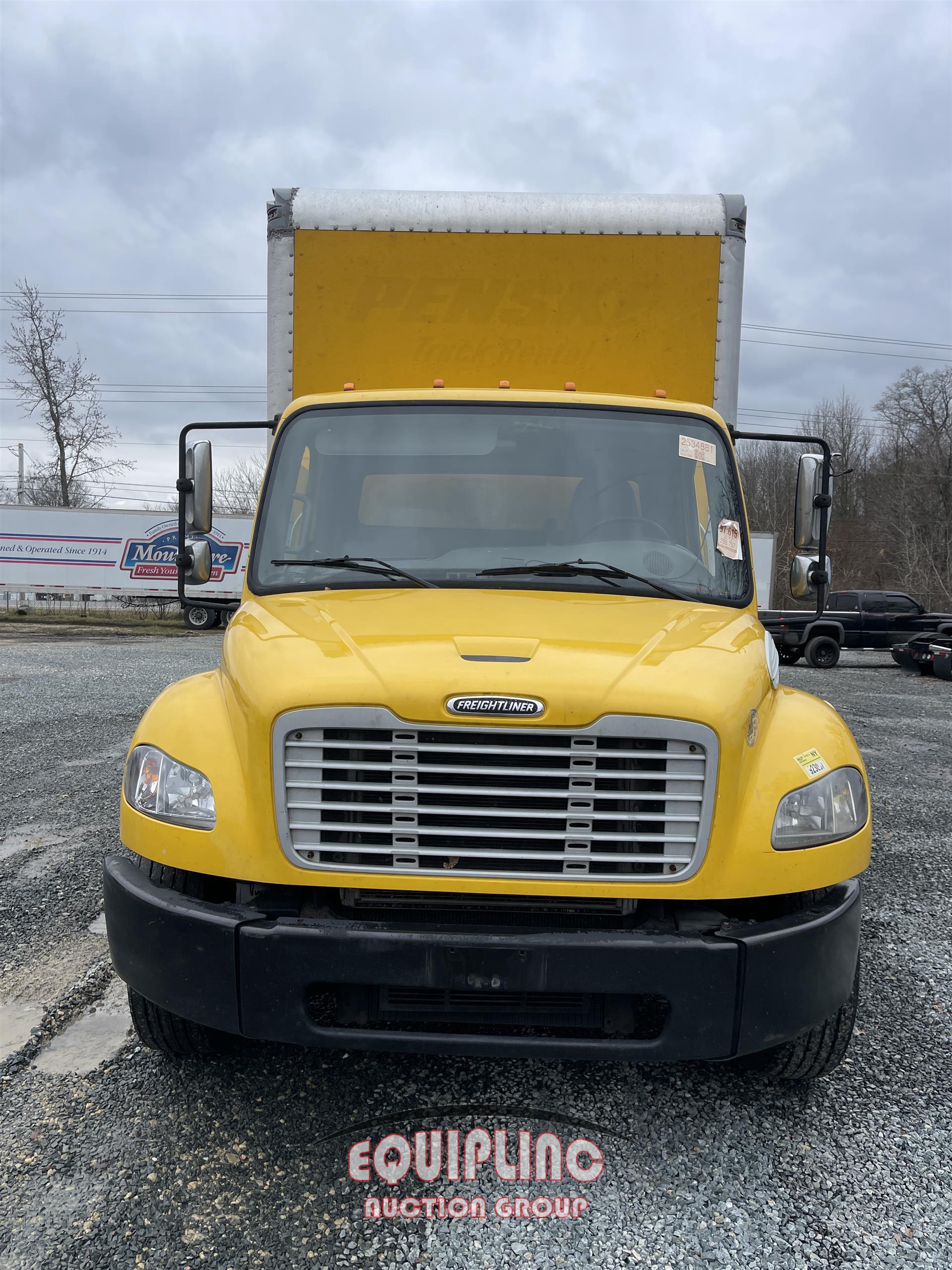 2017 Freightliner M2 106 BOX TRUCK