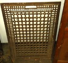 ORNATE ANTIQUE CAST IRON GRATE - PICK UP ONLY