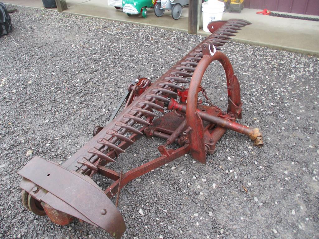 IH 100 SICKLE MOWER