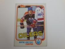 VERY NICE 1981-82 TOPPS HOCKEY #16 WAYNE GRETZKY EDMONTON OILERS VINTAGE