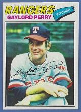 High Grade 1977 Topps #152 Gaylord Perry Texas Rangers