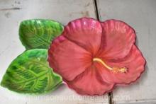 Hibiscus handpainted clay art dish