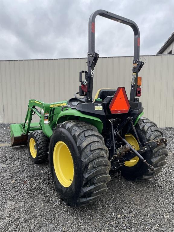 John Deere 3038E Loader Tractor