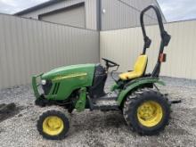 John Deere 2320 Tractor