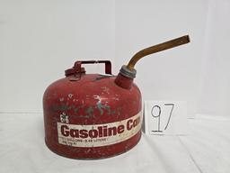 2 1/12 gallon 999305r1 gas can fair condition