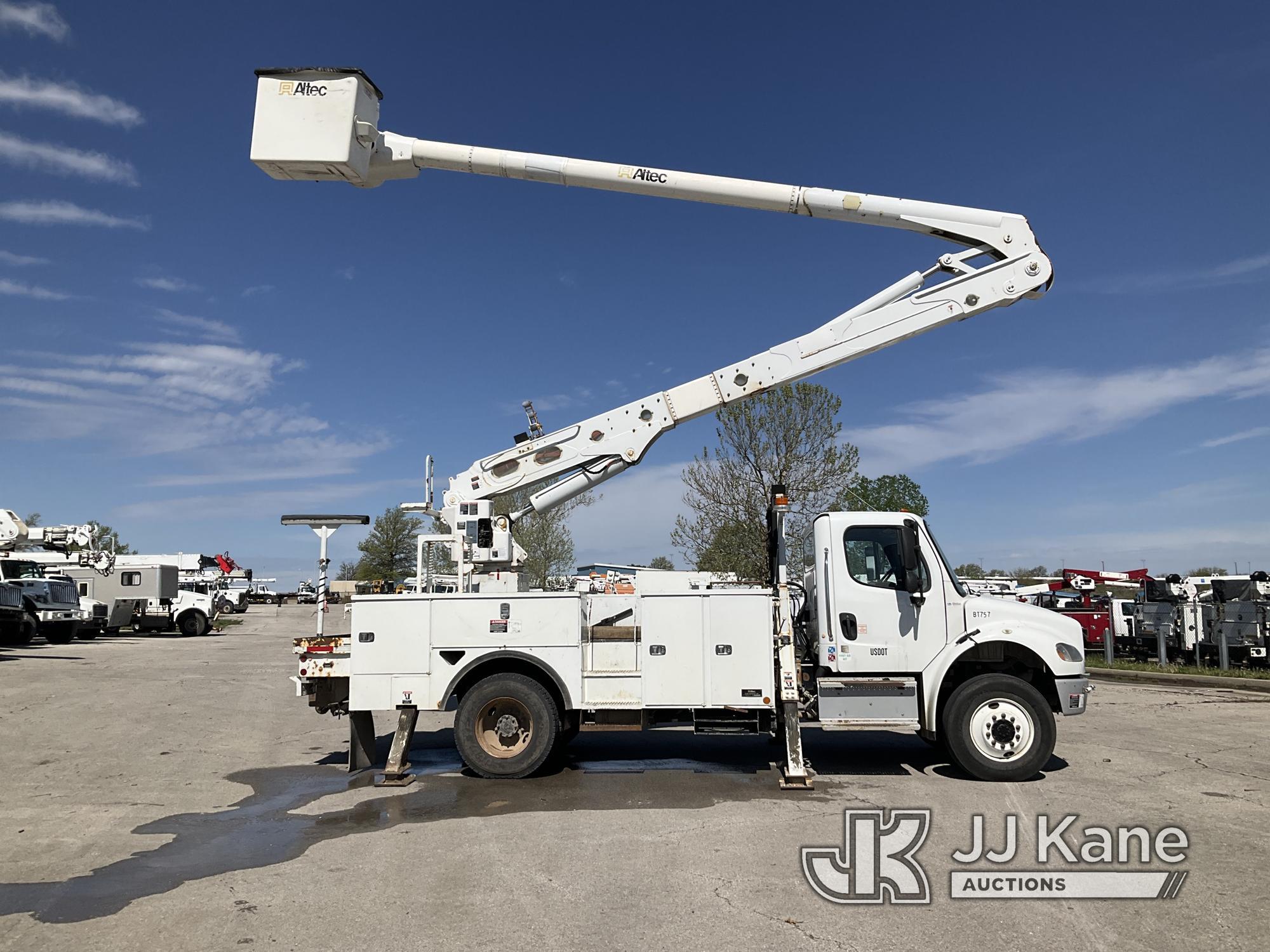 (Kansas City, MO) Altec AA55-MH, Material Handling Bucket Truck rear mounted on 2014 Freightliner M2