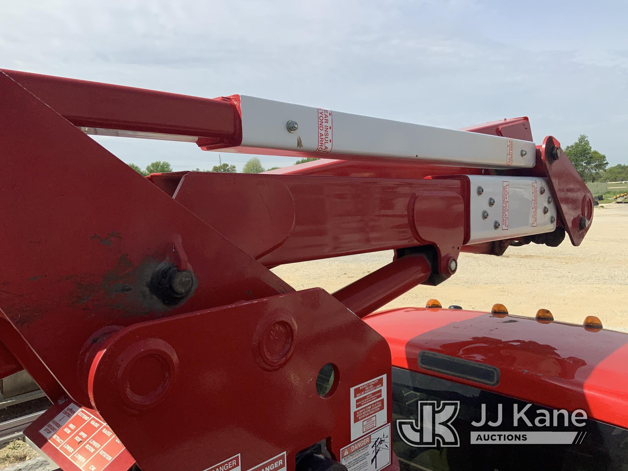 (Hawk Point, MO) ETI ETC37-IH, Articulating & Telescopic Bucket Truck mounted behind cab on 2016 For