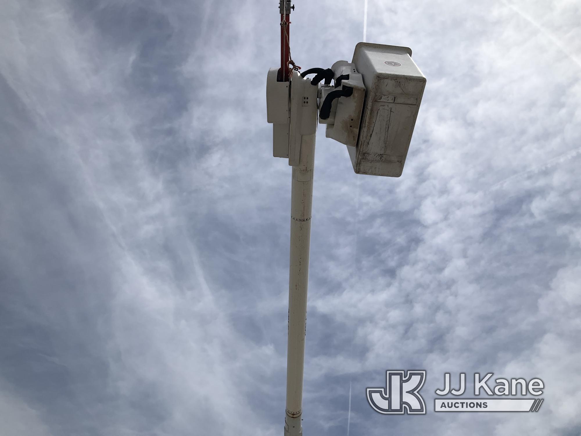 (Kansas City, MO) Altec AA755-MH, Material Handling Bucket Truck rear mounted on 2014 Freightliner M