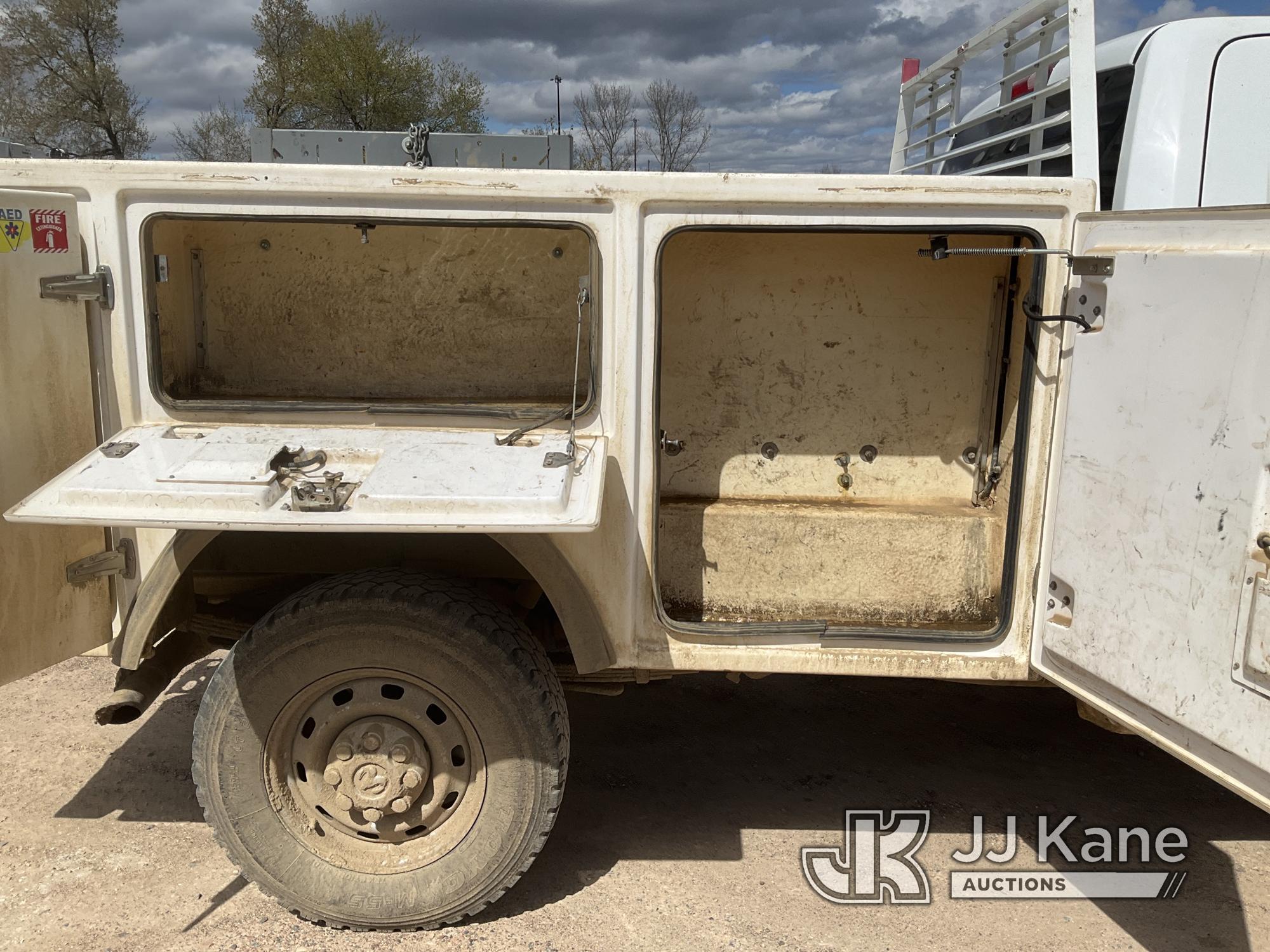 (Shakopee, MN) 2010 Dodge RAM 2500 4x4 Crew-Cab Service Truck Runs & Moves) (Jump to Start) (Exhaust