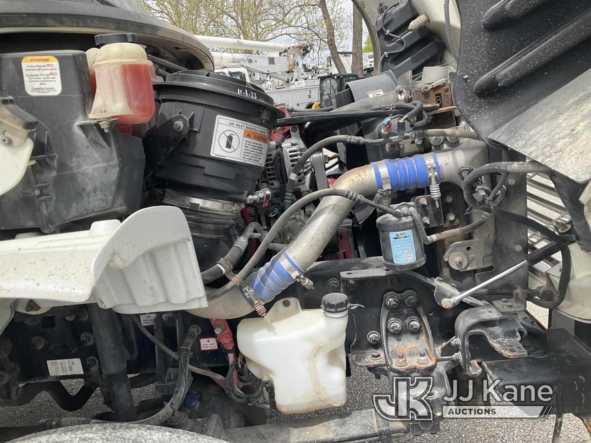 (Kansas City, MO) Altec DC47-TR, Digger Derrick rear mounted on 2013 Freightliner M2 106 4x4 Utility