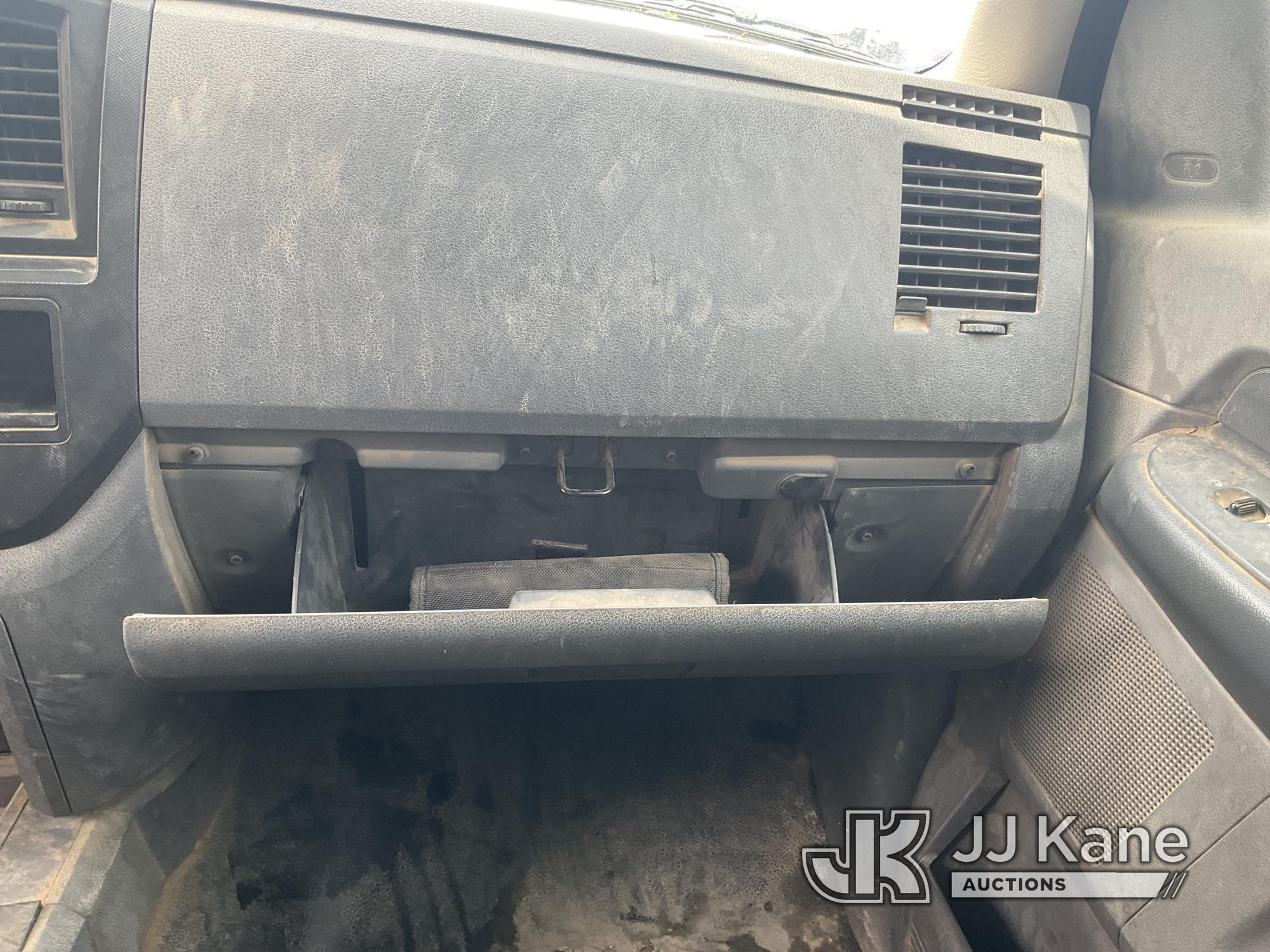 (Shakopee, MN) 2009 RAM 2500 4x4 Crew-Cab Service Truck Starts, Runs, Moves, Plow Operates, Body dam