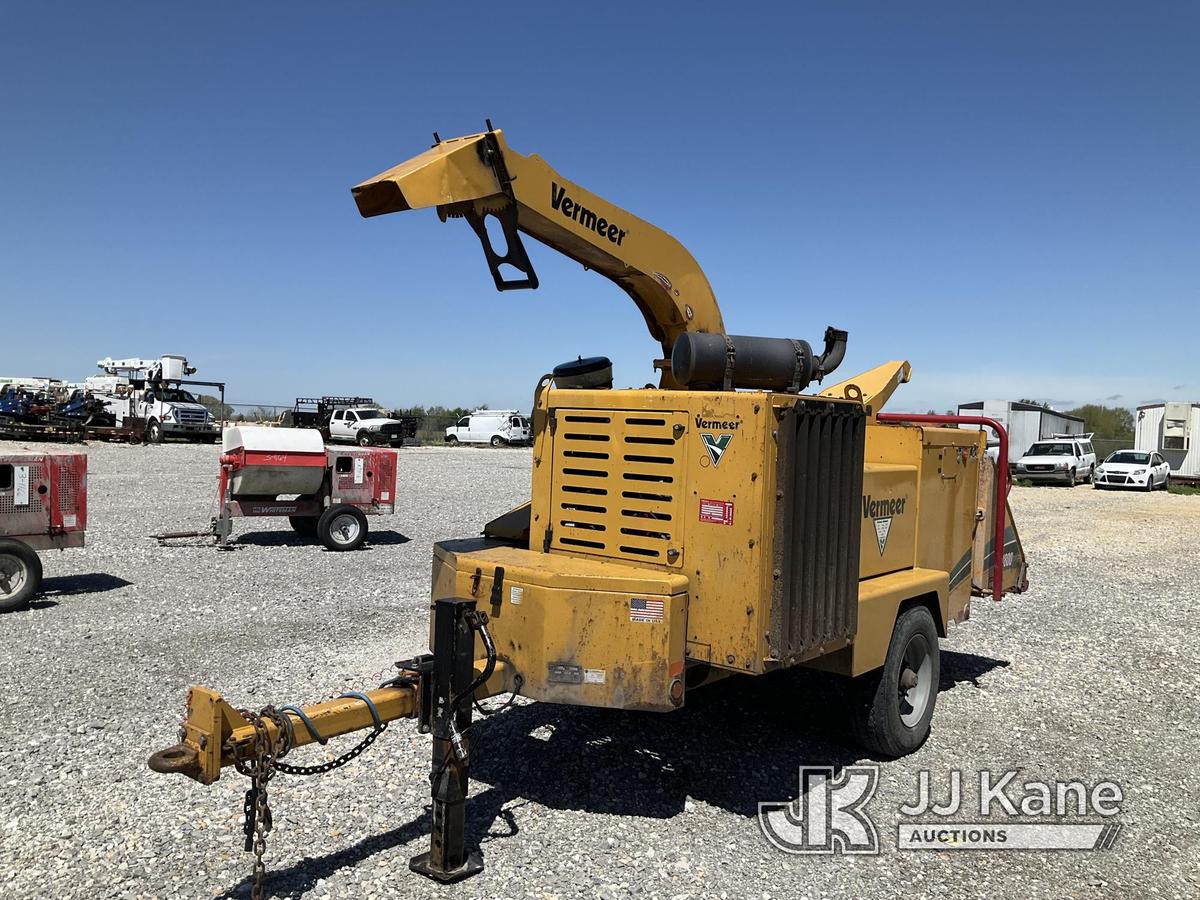 (Hawk Point, MO) 2013 Vermeer BC1800XL Chipper (18in Drum) No Title) (Runs & Operates.