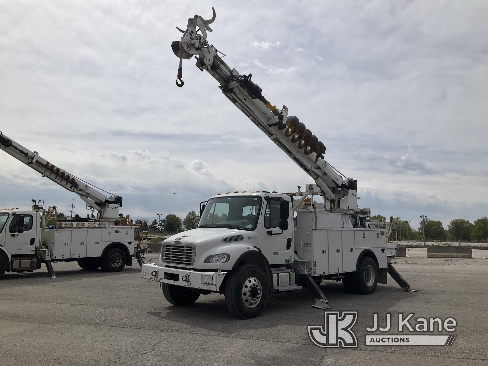 (Kansas City, MO) Altec DC47-TR, Digger Derrick rear mounted on 2013 Freightliner M2 106 4x4 Utility